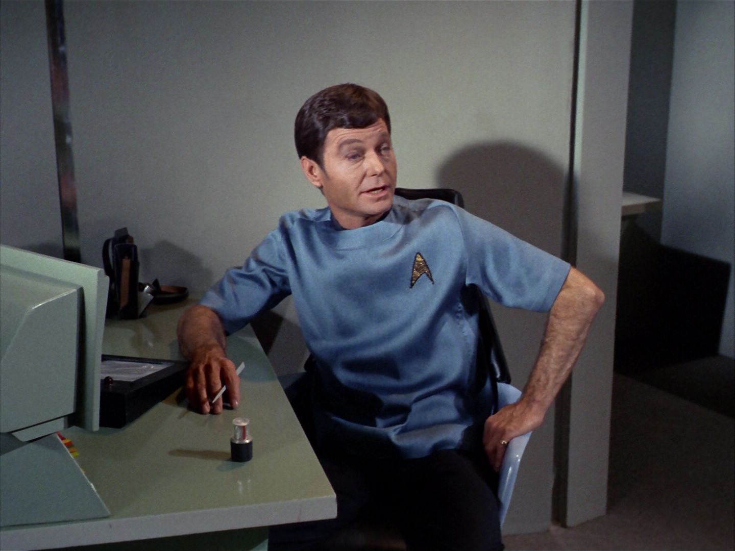 ariane179254_StarTrek_1x22_SpaceSeed_0941.jpg
