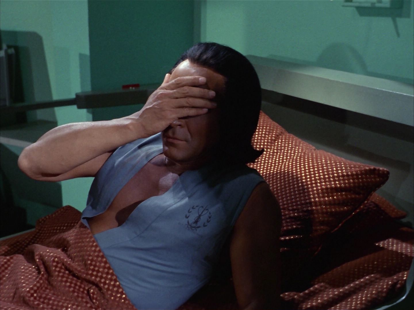 ariane179254_StarTrek_1x22_SpaceSeed_0957.jpg