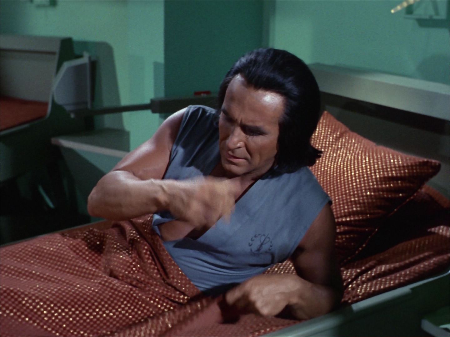 ariane179254_StarTrek_1x22_SpaceSeed_0968.jpg