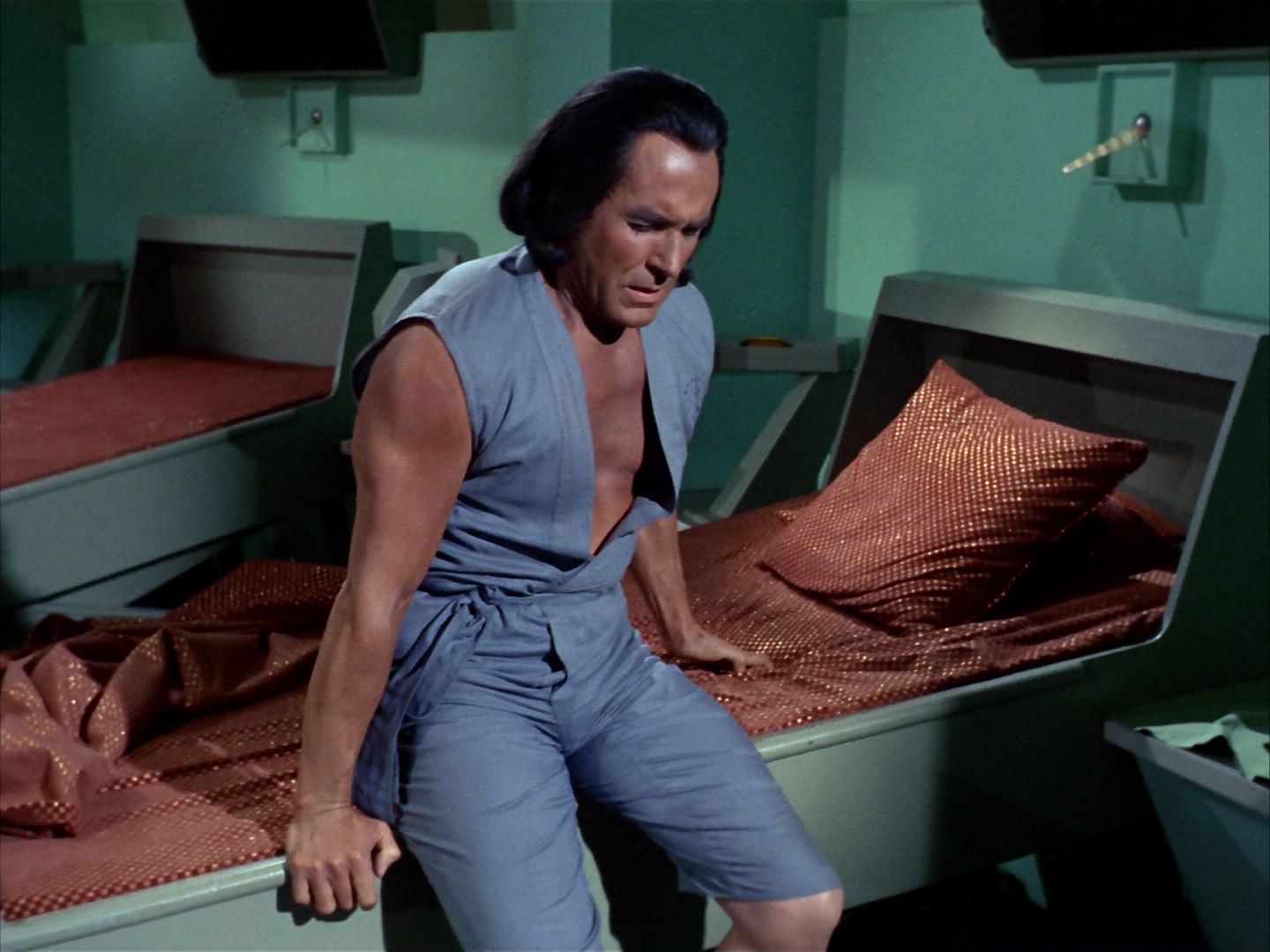 ariane179254_StarTrek_1x22_SpaceSeed_0975.jpg