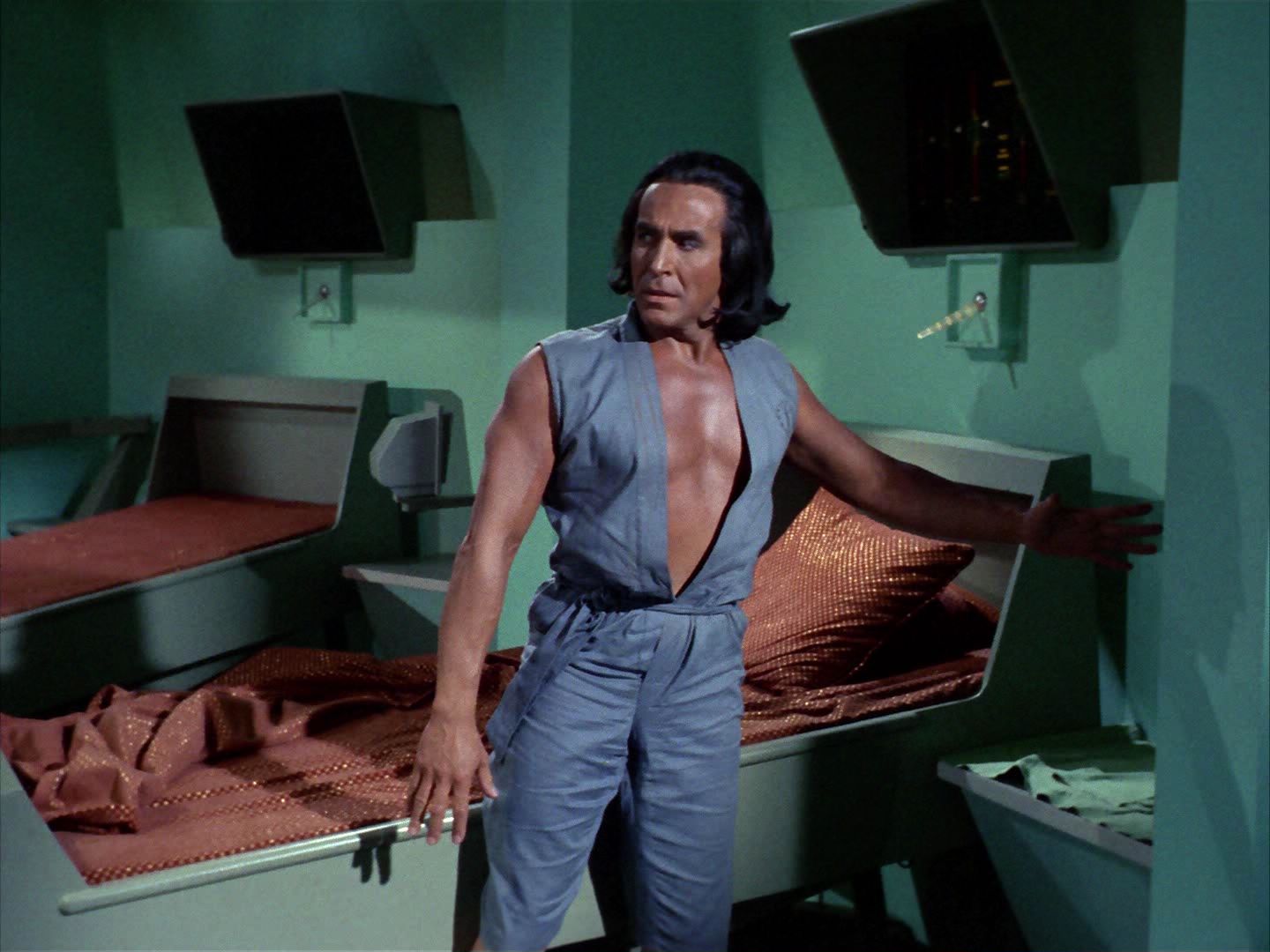 ariane179254_StarTrek_1x22_SpaceSeed_0996.jpg