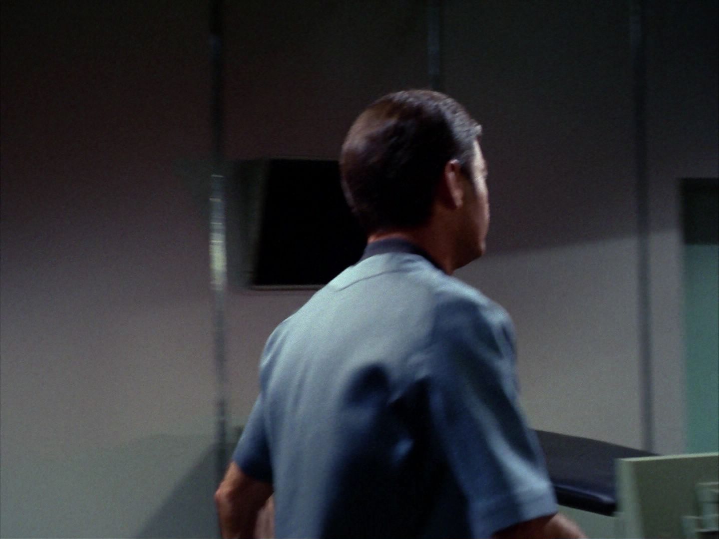 ariane179254_StarTrek_1x22_SpaceSeed_1014.jpg
