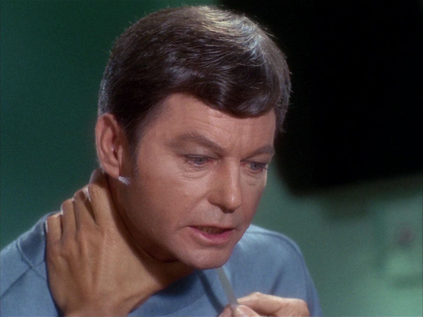 ariane179254_StarTrek_1x22_SpaceSeed_1035.jpg