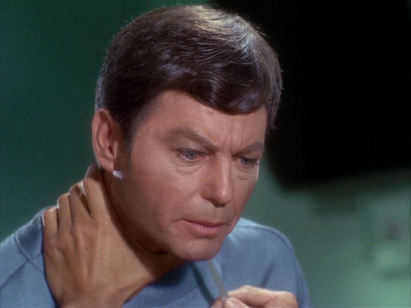 ariane179254_StarTrek_1x22_SpaceSeed_1036.jpg