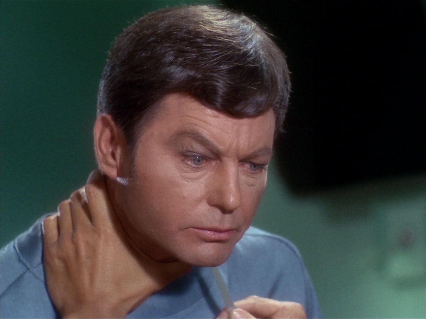 ariane179254_StarTrek_1x22_SpaceSeed_1037.jpg