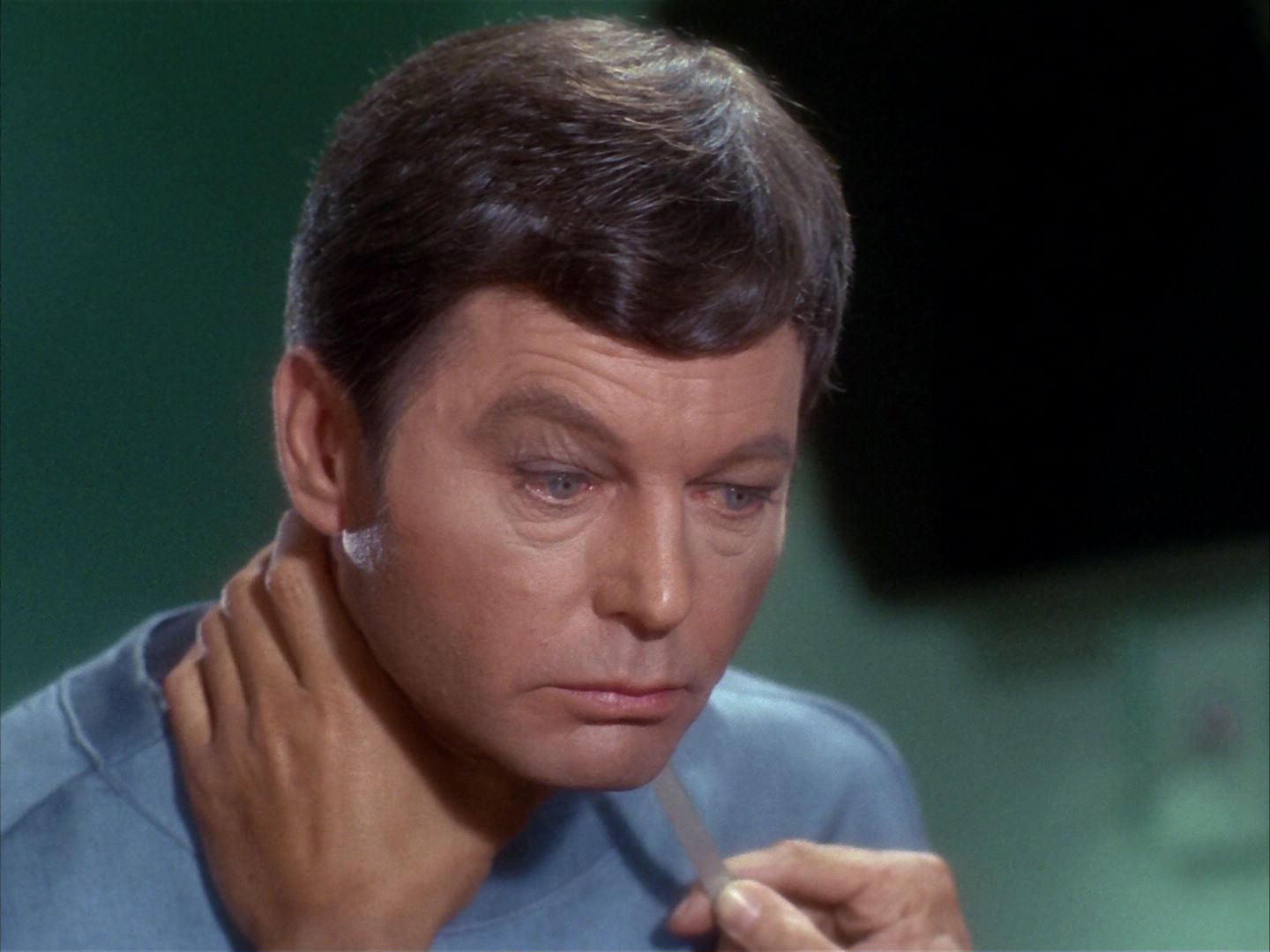 ariane179254_StarTrek_1x22_SpaceSeed_1051.jpg