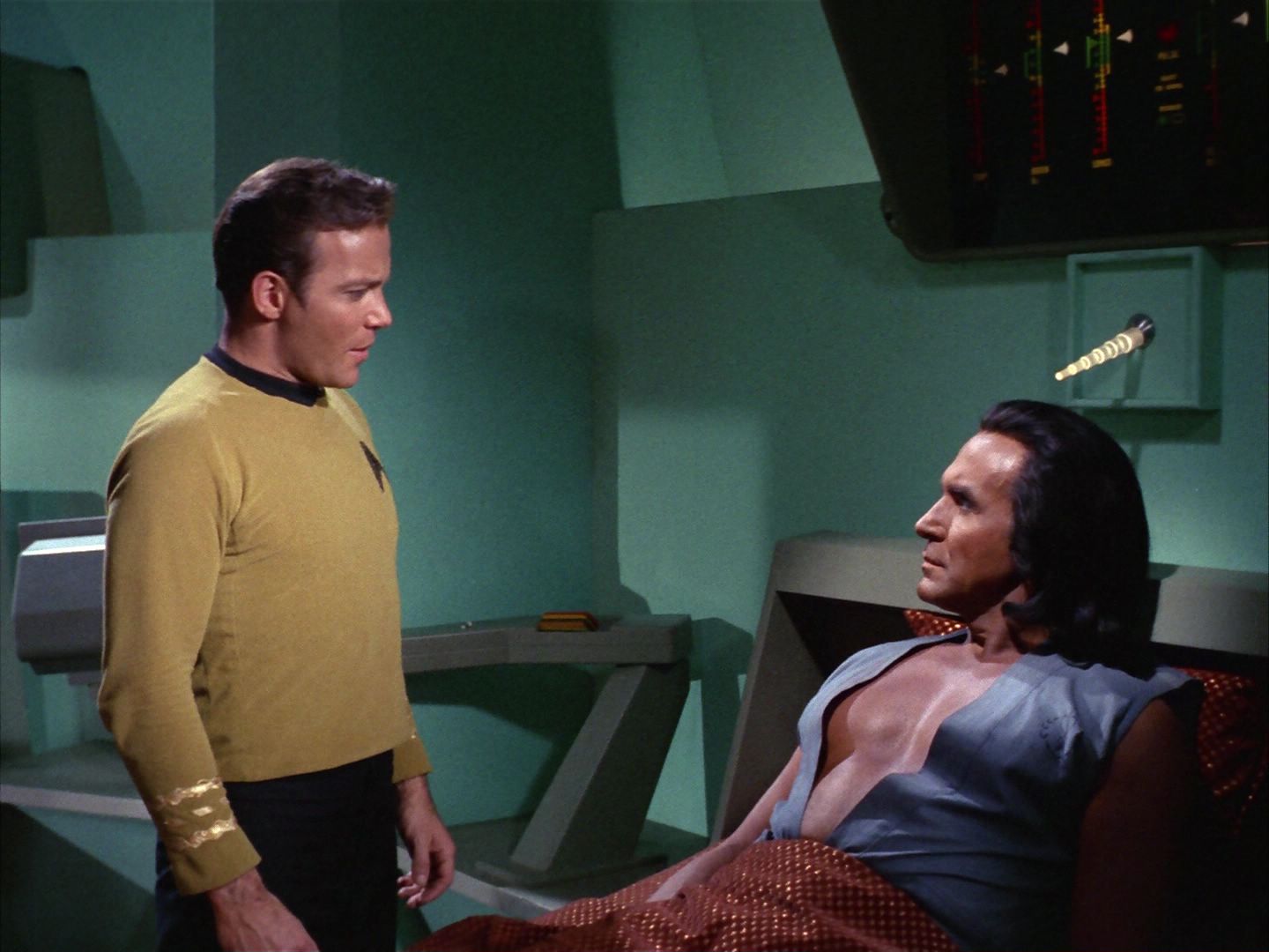 ariane179254_StarTrek_1x22_SpaceSeed_1143.jpg
