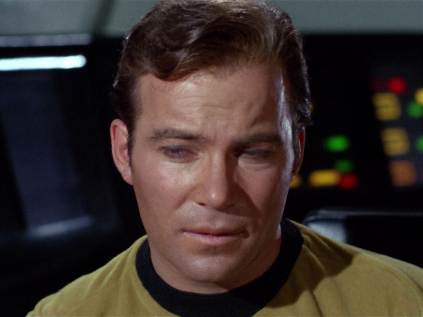 ariane179254_StarTrek_1x22_SpaceSeed_1320.jpg