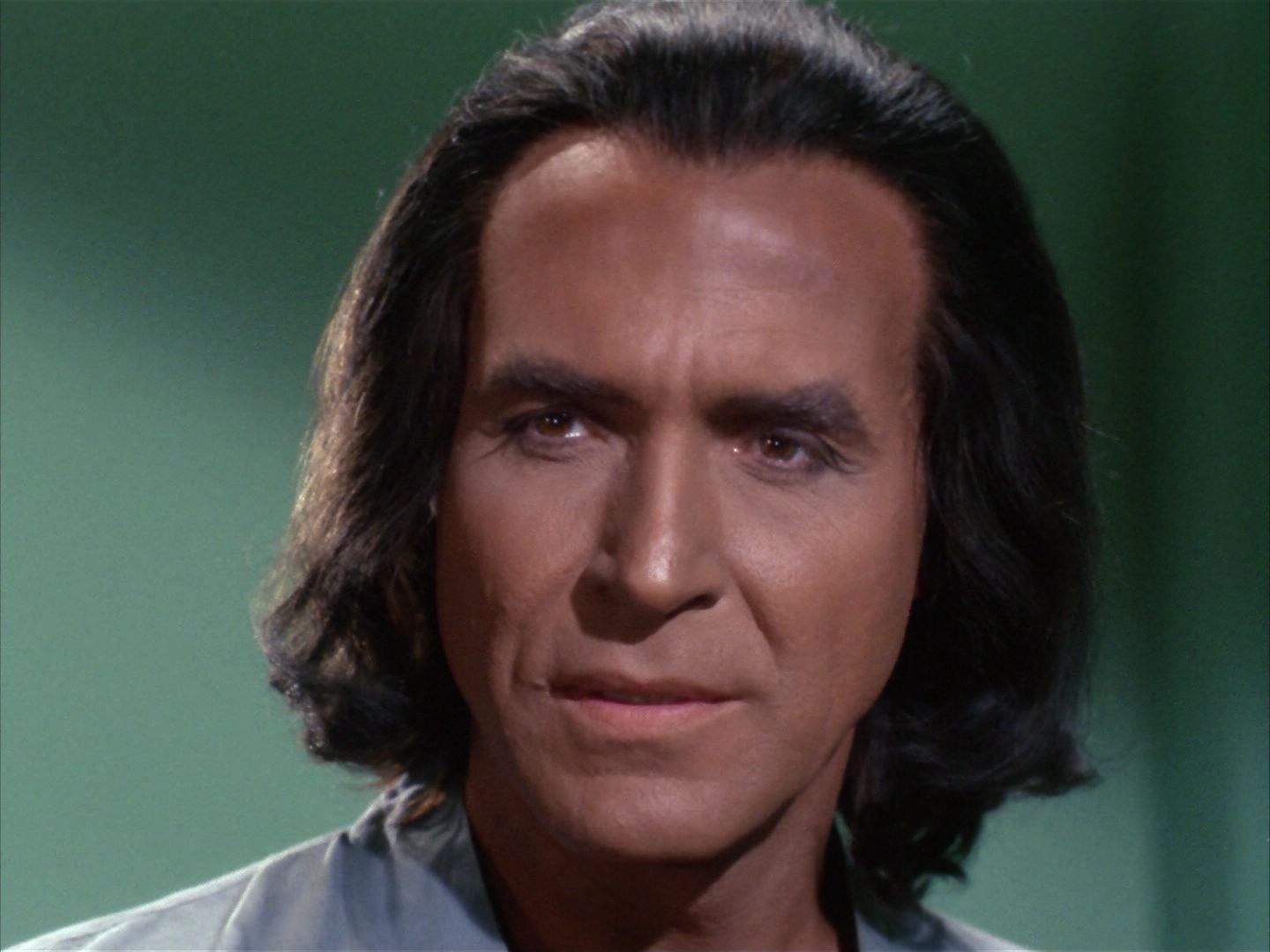 ariane179254_StarTrek_1x22_SpaceSeed_1413.jpg