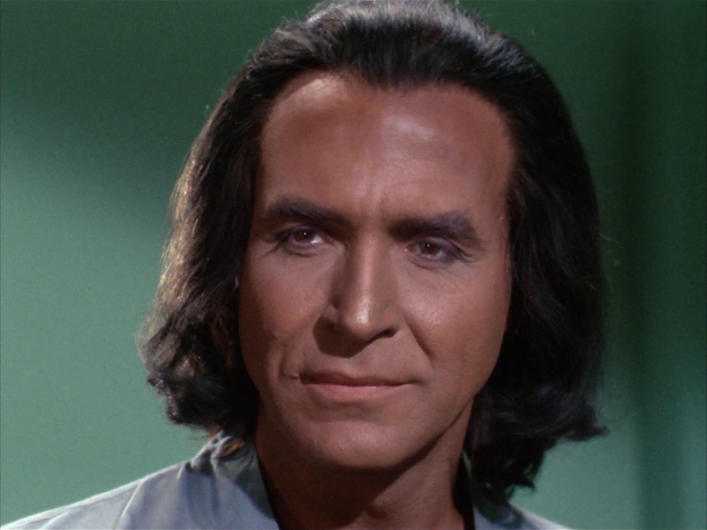 ariane179254_StarTrek_1x22_SpaceSeed_1422.jpg