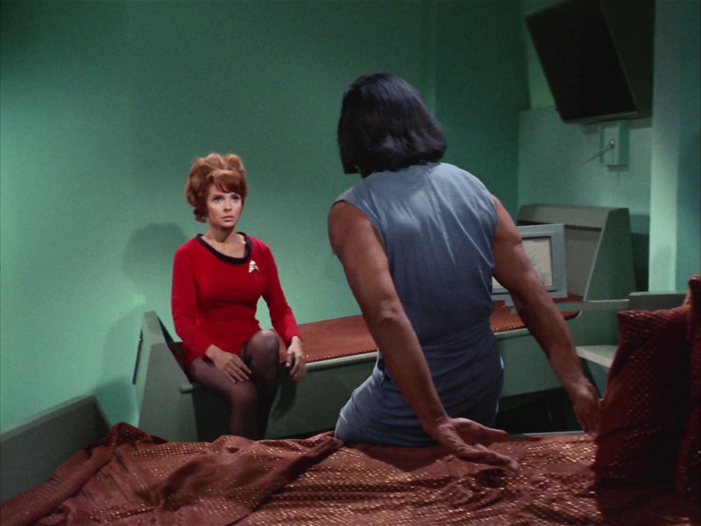 ariane179254_StarTrek_1x22_SpaceSeed_1447.jpg