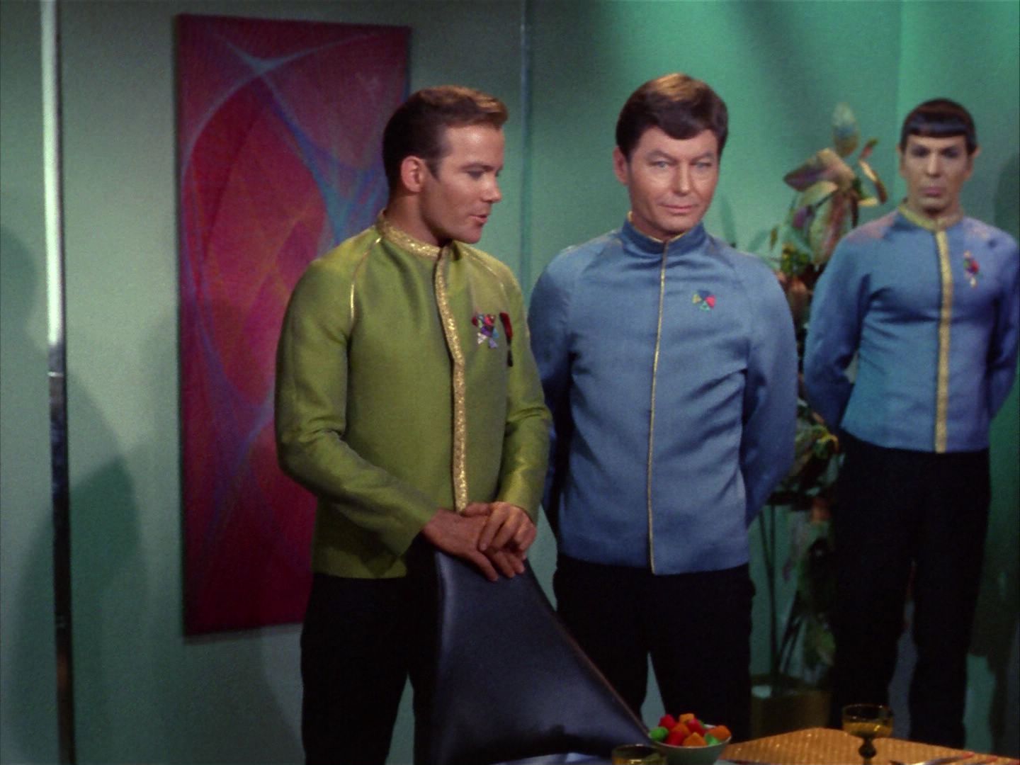 ariane179254_StarTrek_1x22_SpaceSeed_1546.jpg
