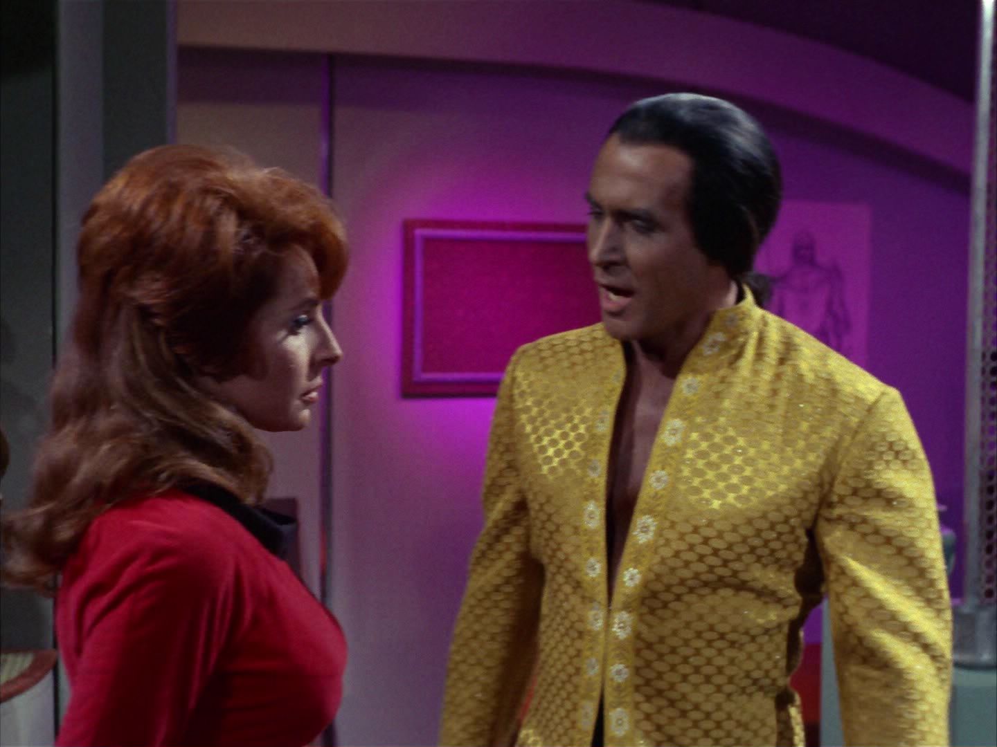 ariane179254_StarTrek_1x22_SpaceSeed_1614.jpg