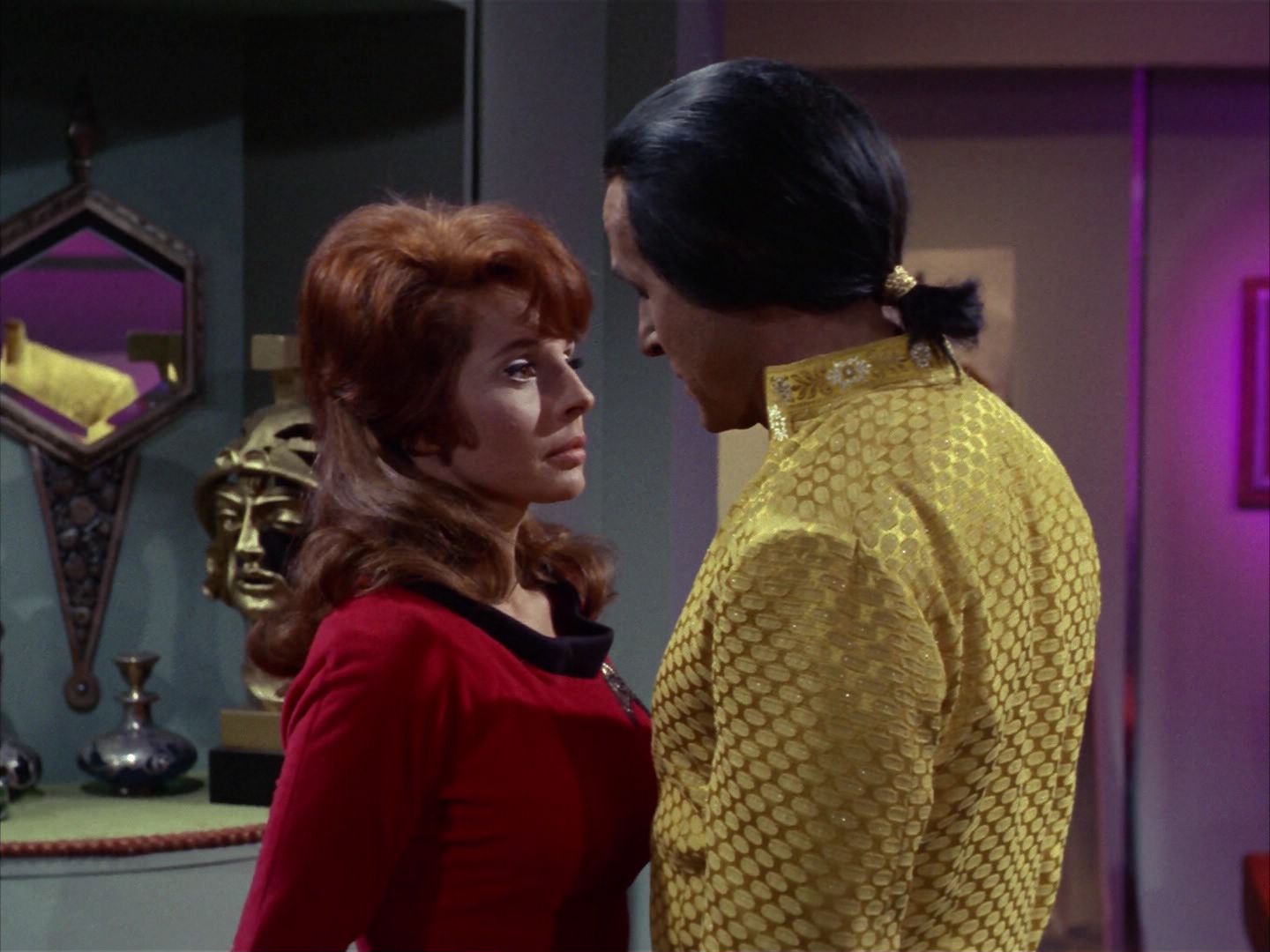 ariane179254_StarTrek_1x22_SpaceSeed_1643.jpg