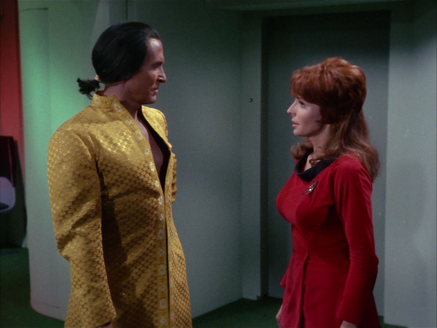 ariane179254_StarTrek_1x22_SpaceSeed_1870.jpg