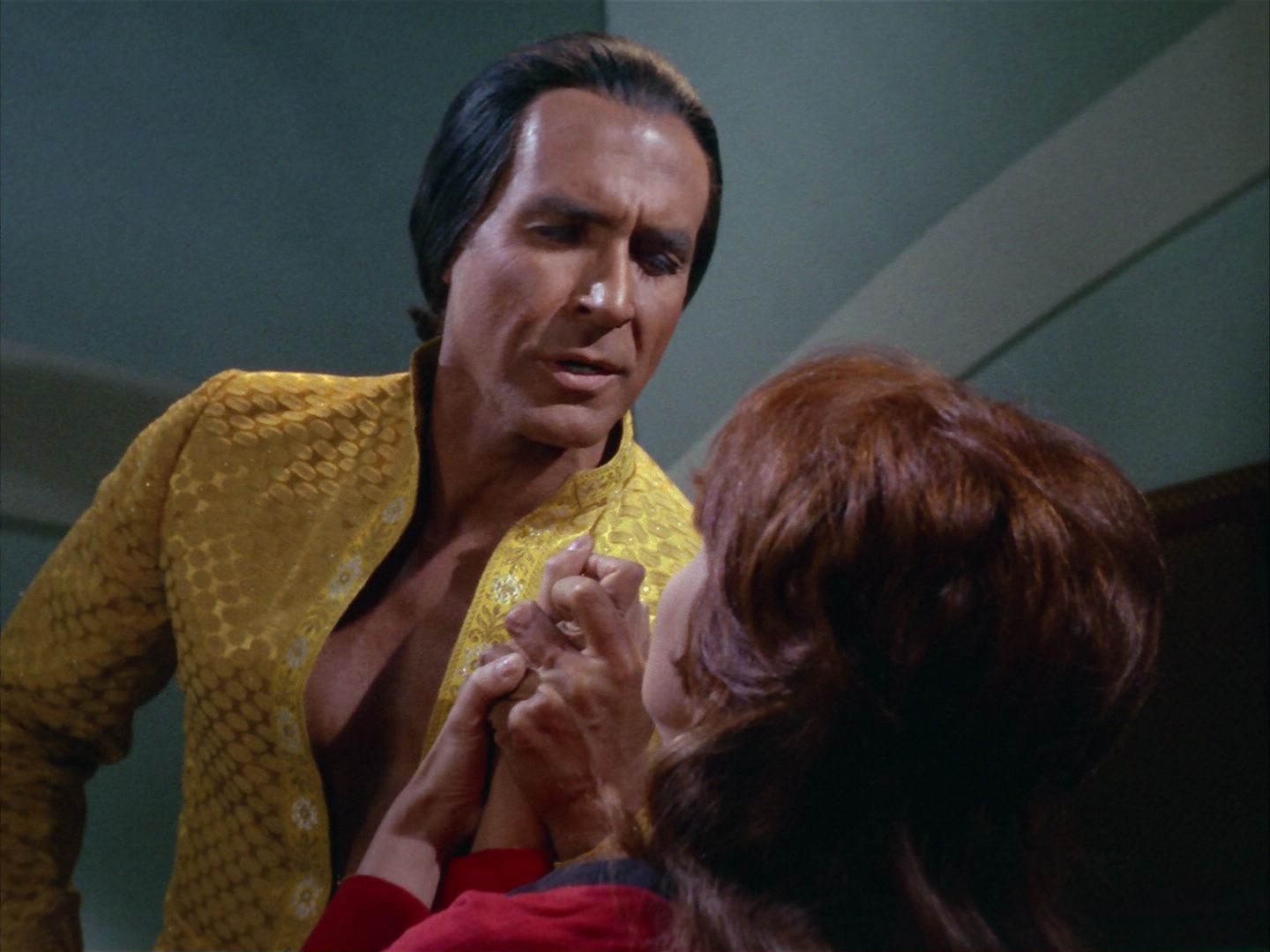 ariane179254_StarTrek_1x22_SpaceSeed_1937.jpg