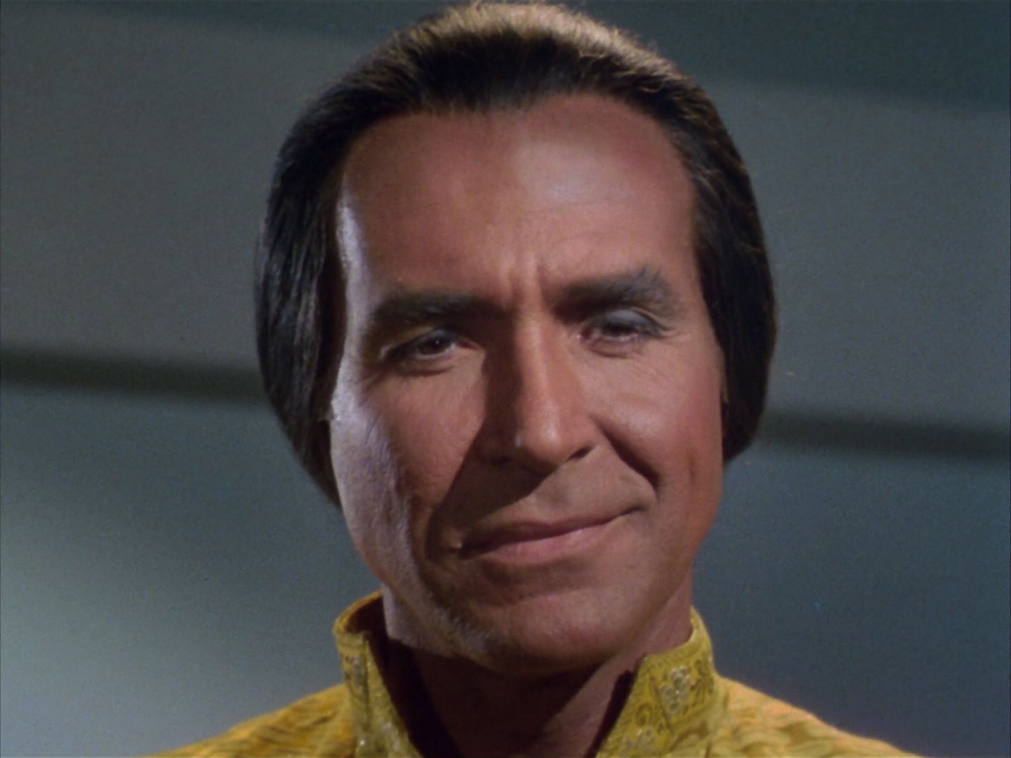 ariane179254_StarTrek_1x22_SpaceSeed_2002.jpg