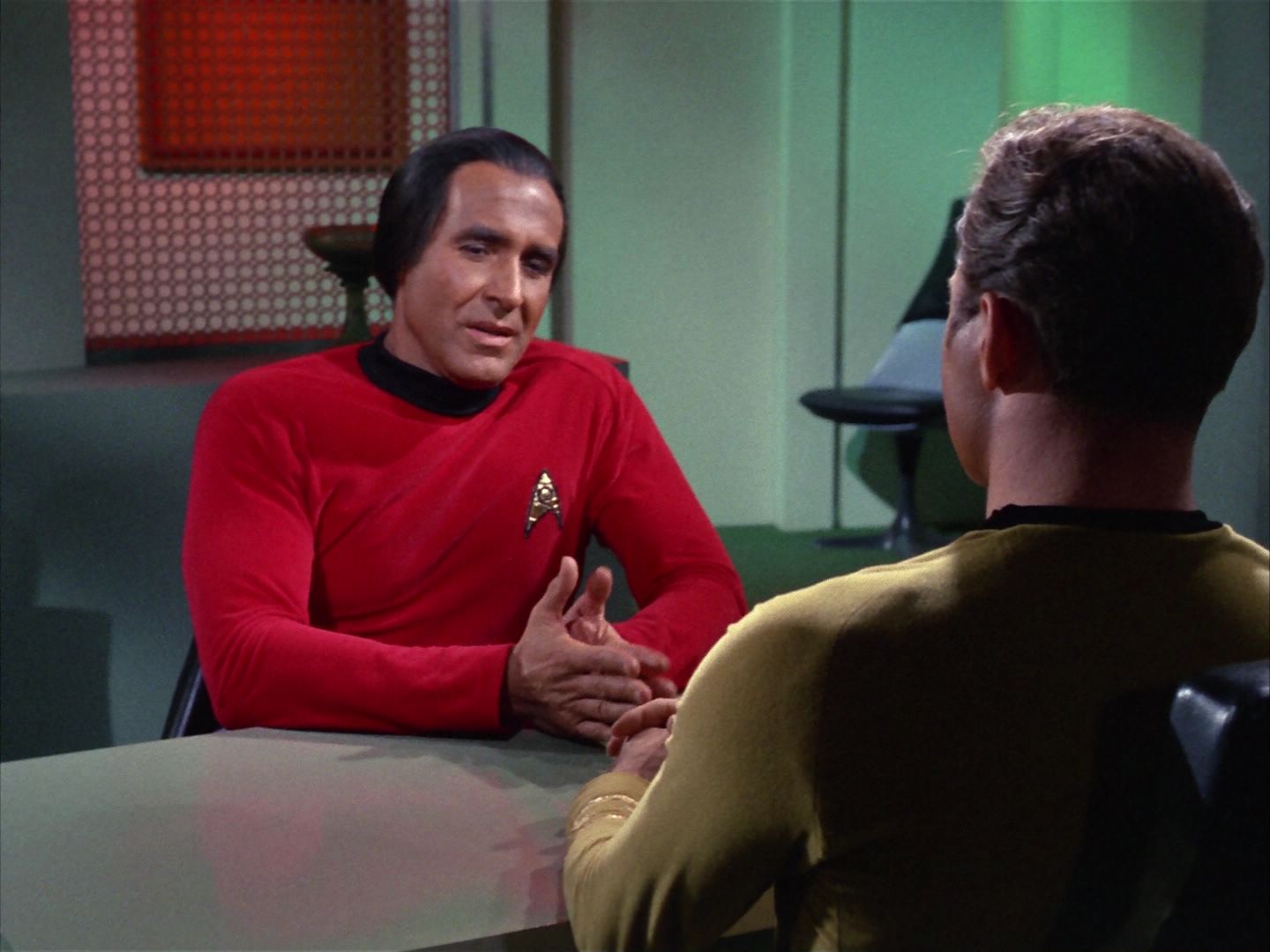 ariane179254_StarTrek_1x22_SpaceSeed_2144.jpg