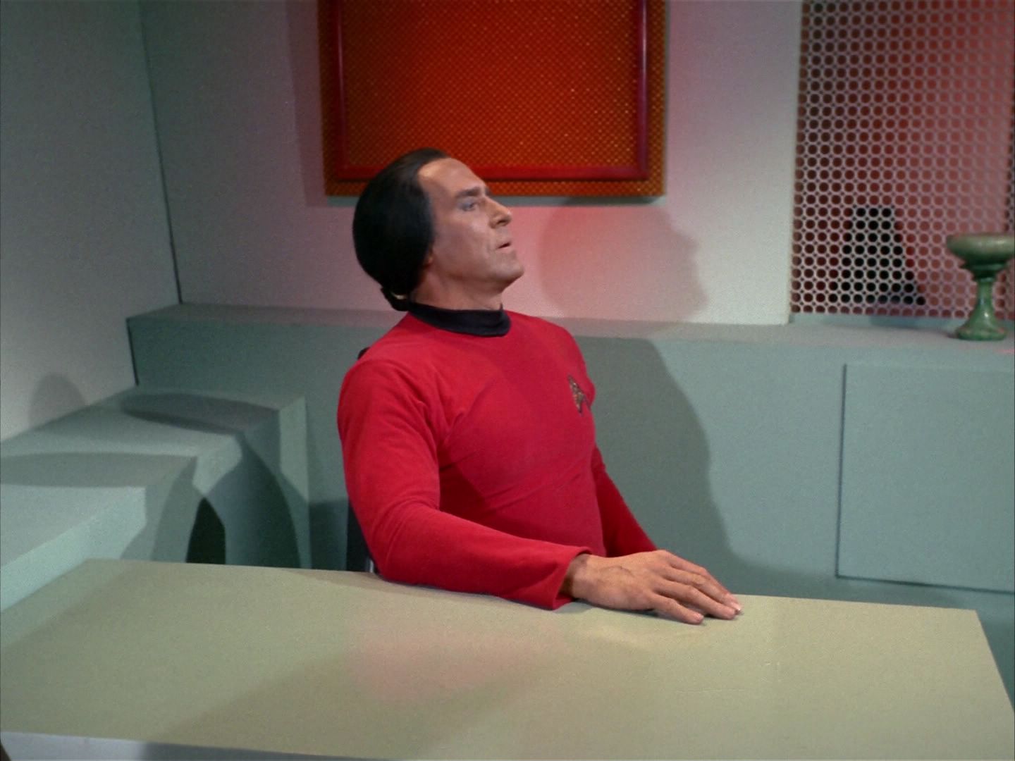 ariane179254_StarTrek_1x22_SpaceSeed_2218.jpg