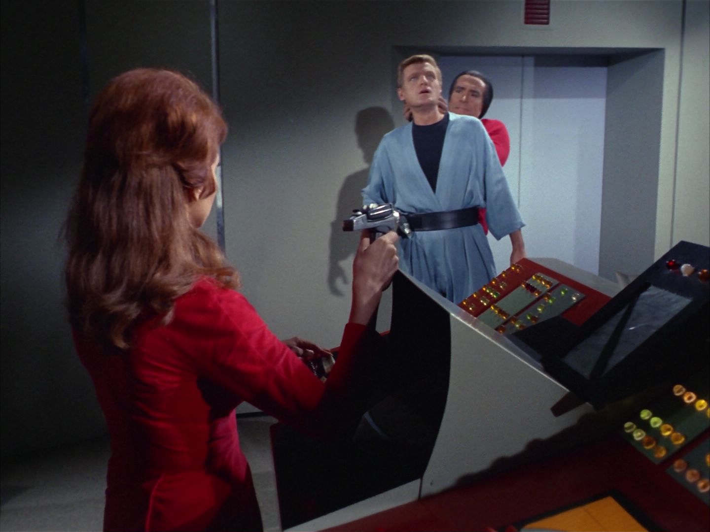 ariane179254_StarTrek_1x22_SpaceSeed_2259.jpg