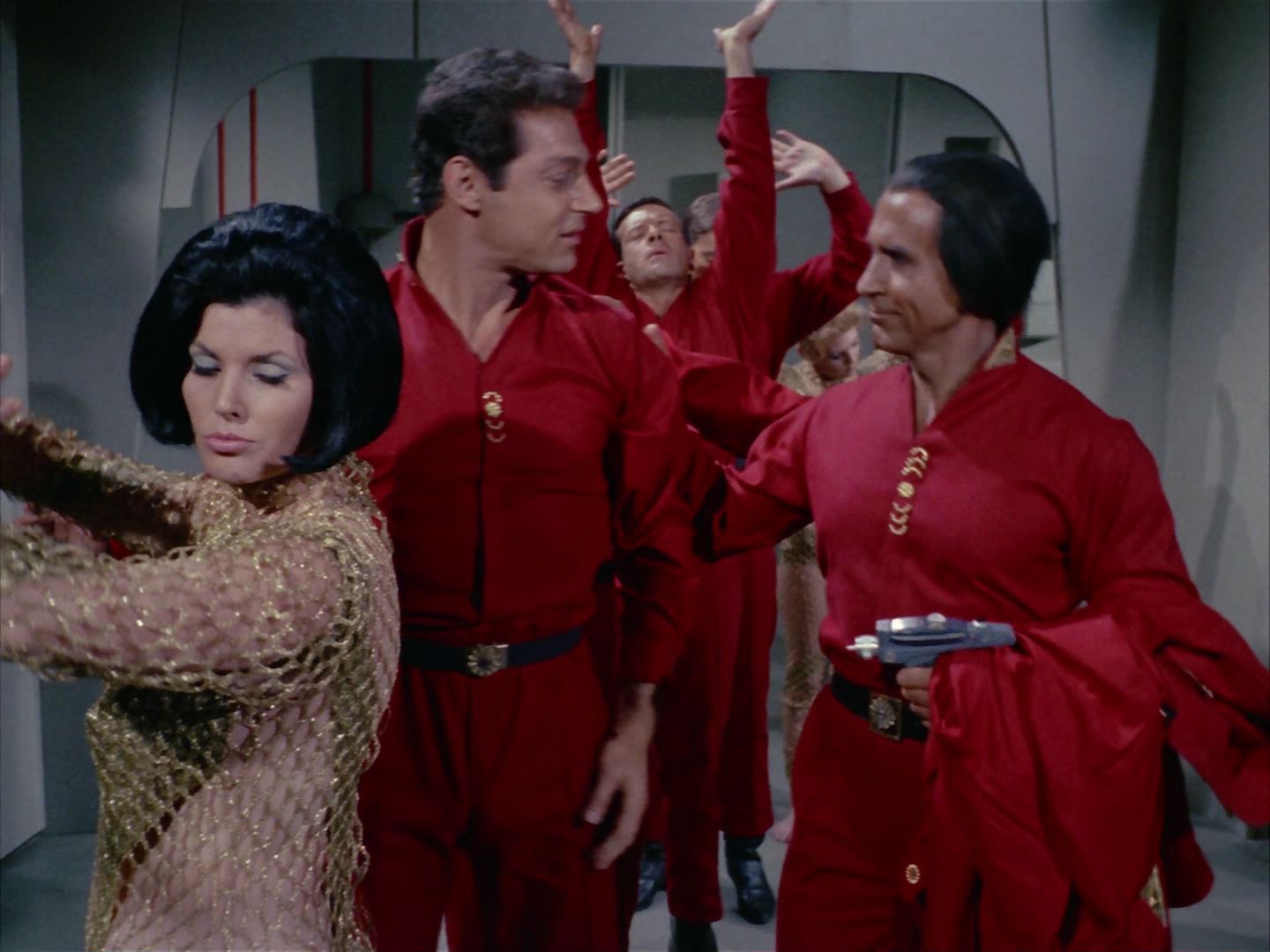 ariane179254_StarTrek_1x22_SpaceSeed_2282.jpg