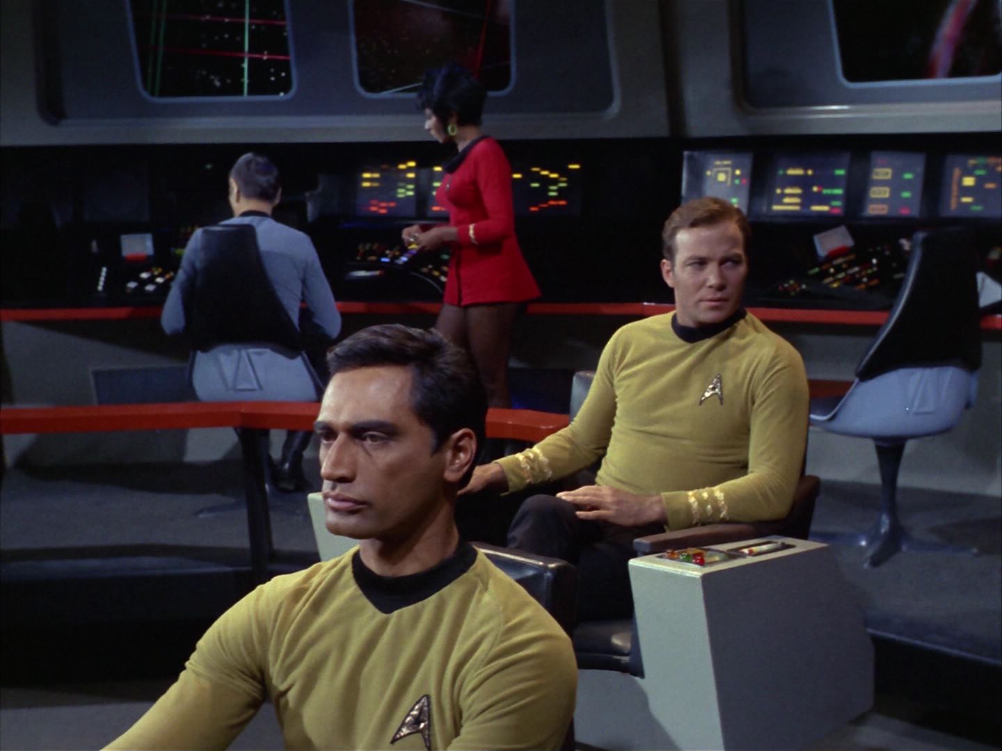 ariane179254_StarTrek_1x22_SpaceSeed_2304.jpg