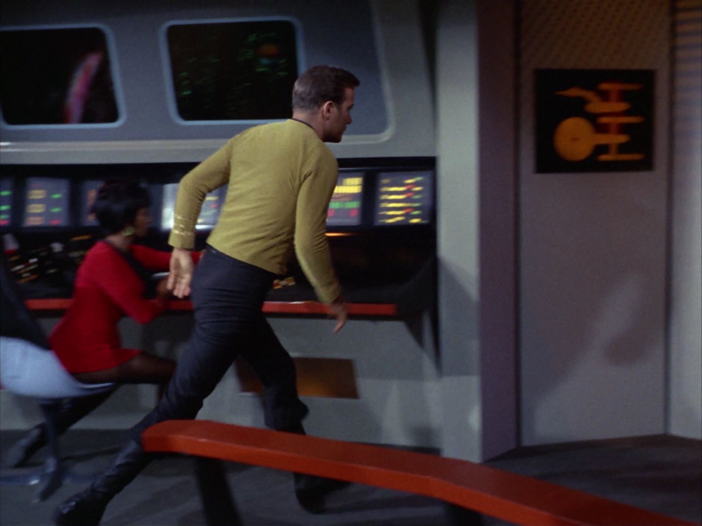 ariane179254_StarTrek_1x22_SpaceSeed_2322.jpg