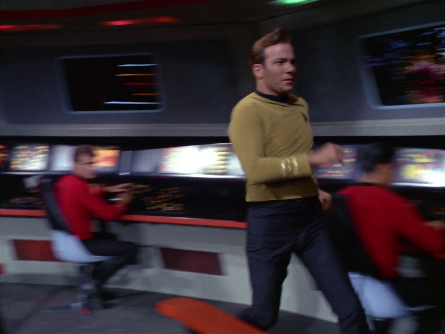 ariane179254_StarTrek_1x22_SpaceSeed_2334.jpg