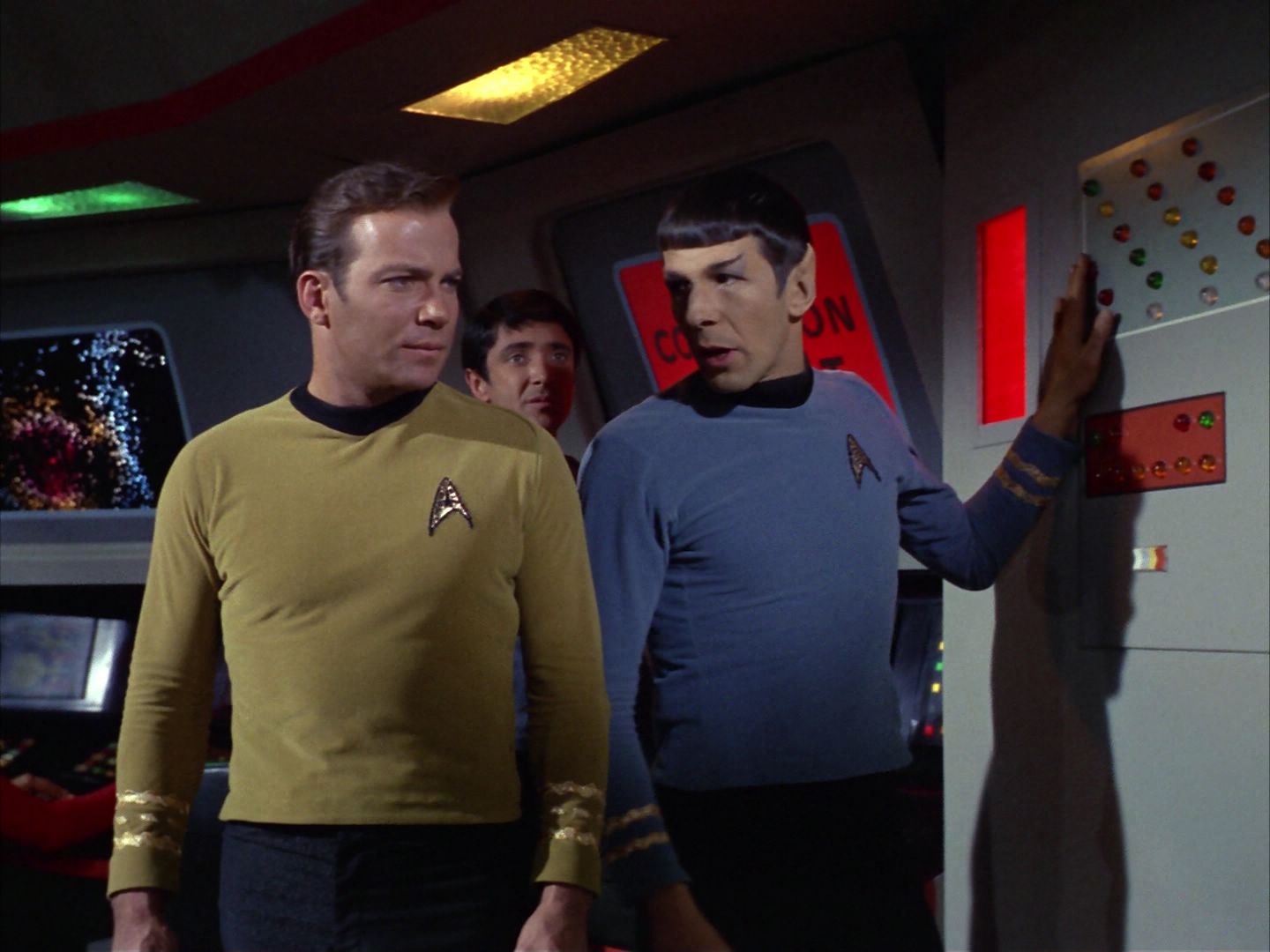ariane179254_StarTrek_1x22_SpaceSeed_2350.jpg