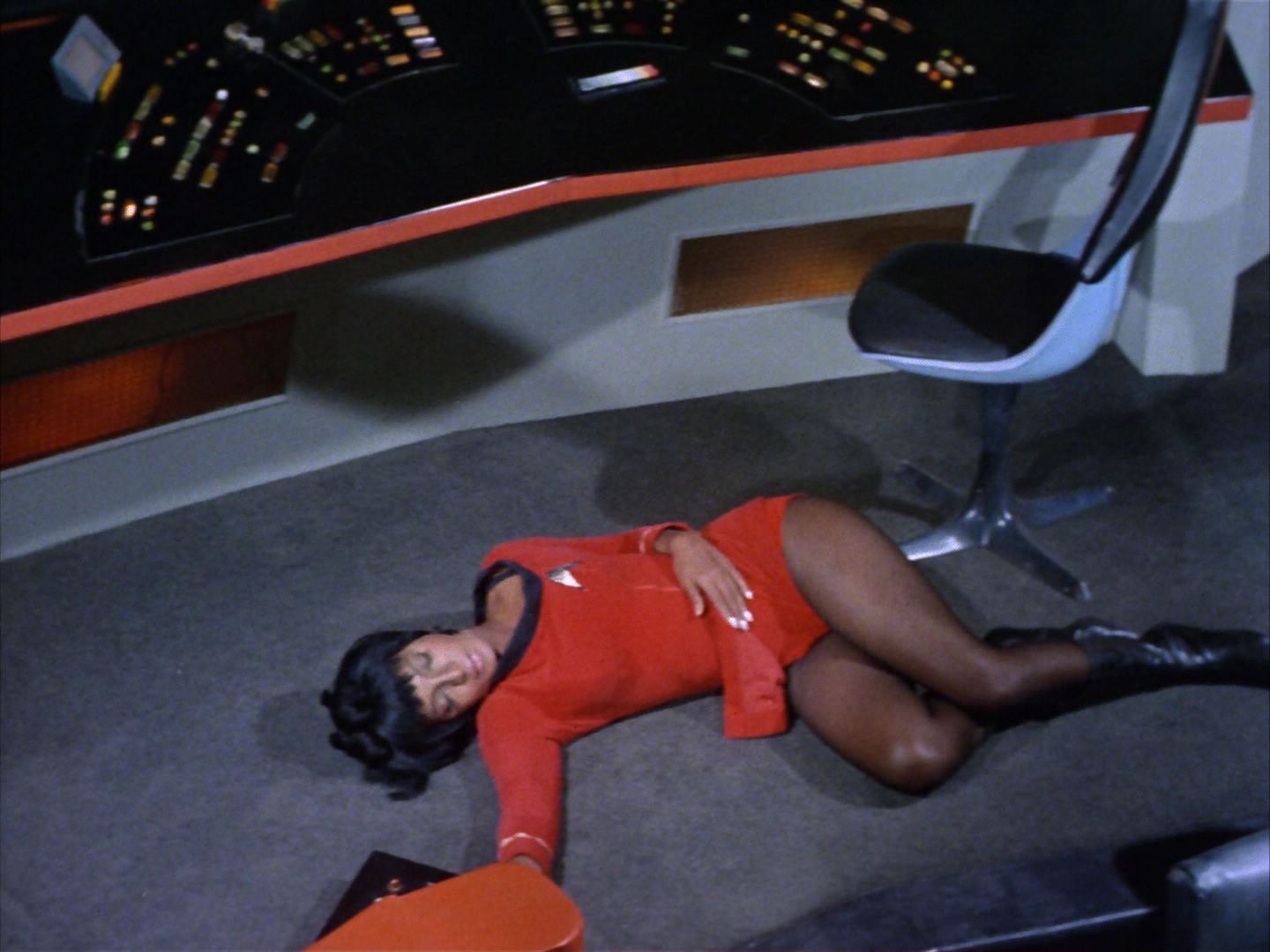 ariane179254_StarTrek_1x22_SpaceSeed_2451.jpg