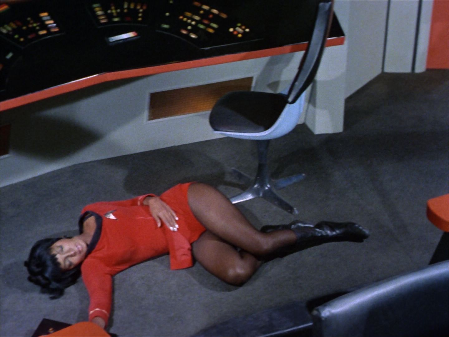 ariane179254_StarTrek_1x22_SpaceSeed_2452.jpg