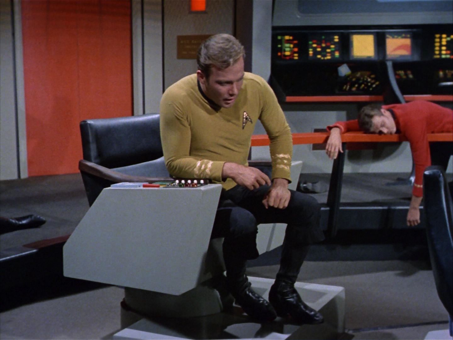 ariane179254_StarTrek_1x22_SpaceSeed_2481.jpg