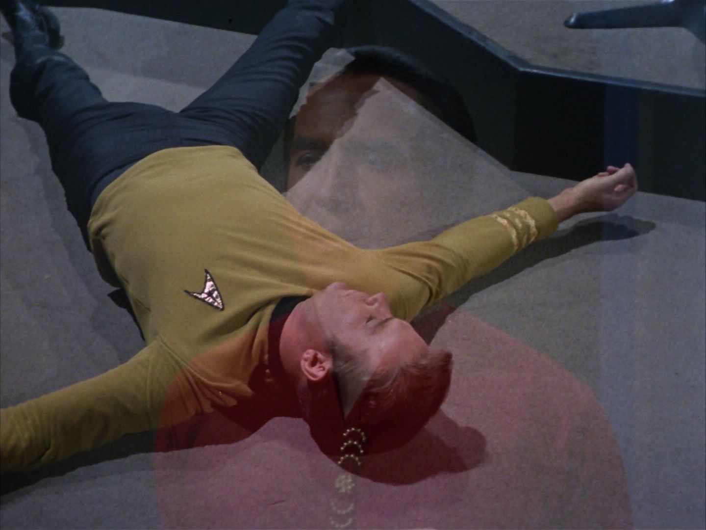 ariane179254_StarTrek_1x22_SpaceSeed_2488.jpg