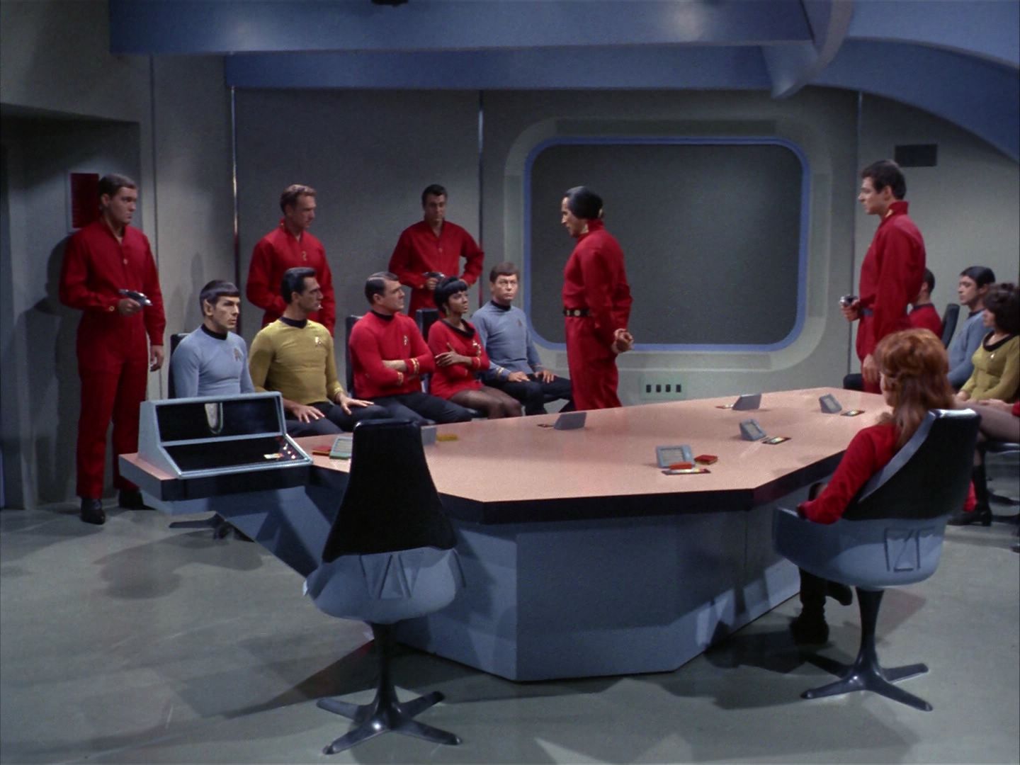 ariane179254_StarTrek_1x22_SpaceSeed_2517.jpg