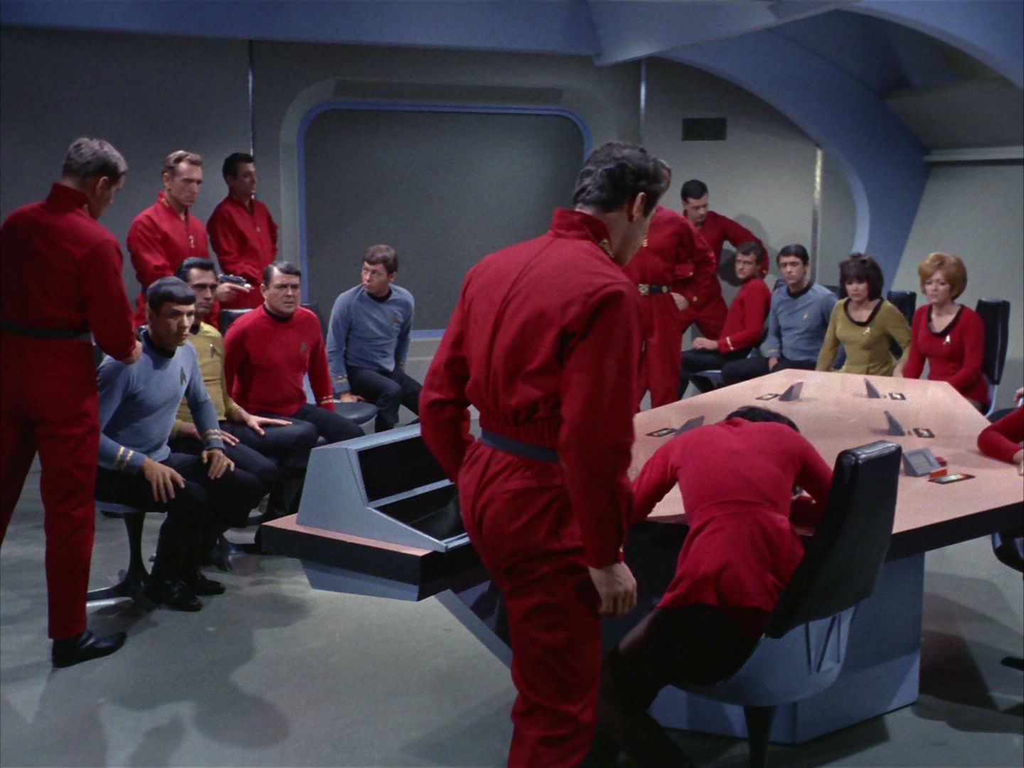 ariane179254_StarTrek_1x22_SpaceSeed_2557.jpg