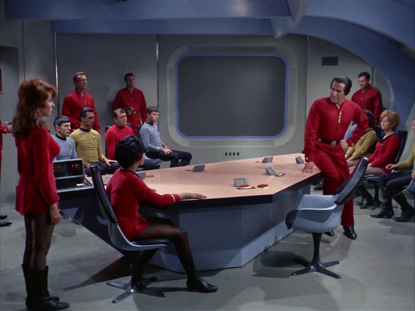 ariane179254_StarTrek_1x22_SpaceSeed_2574.jpg