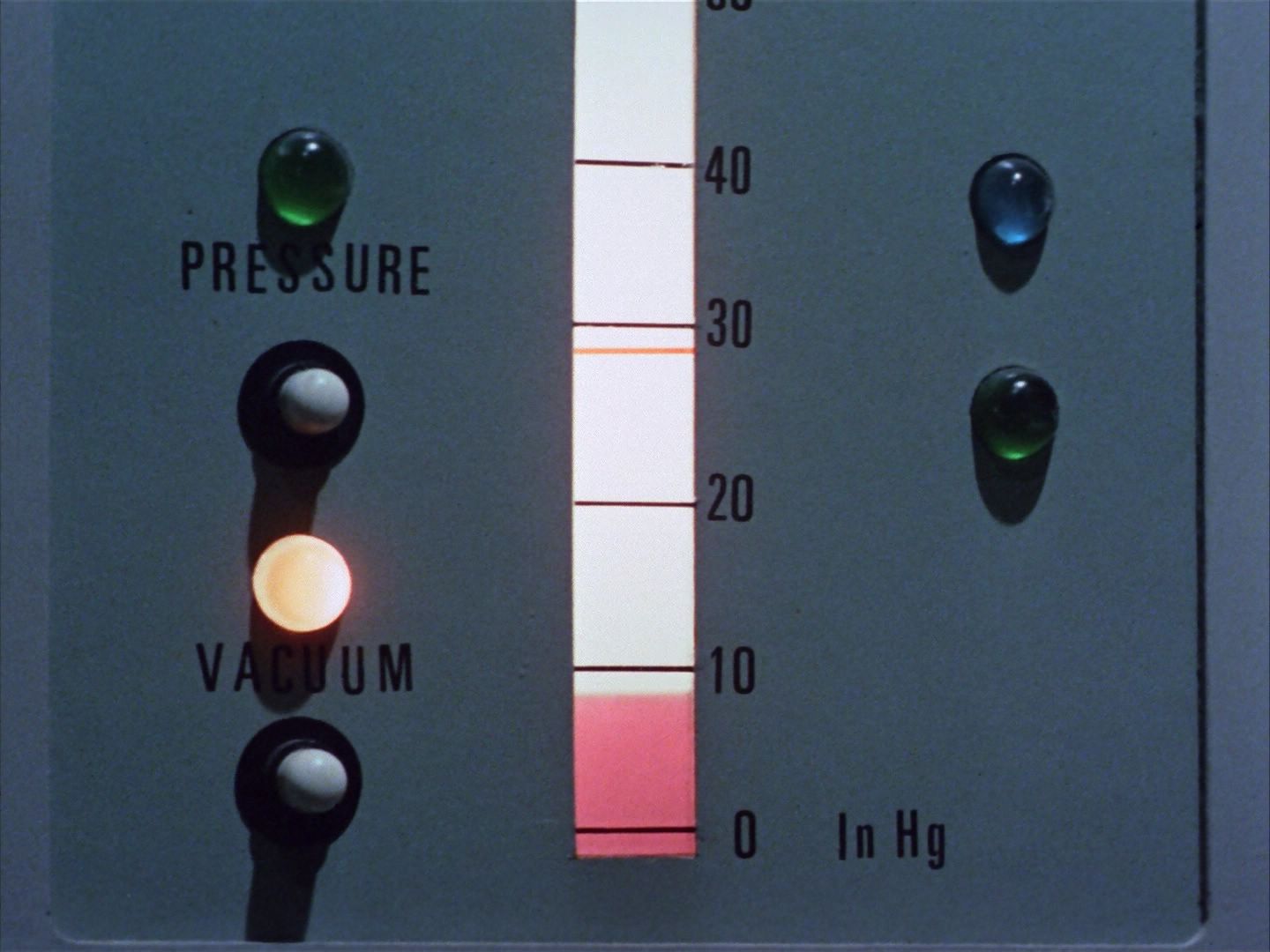 ariane179254_StarTrek_1x22_SpaceSeed_2632.jpg