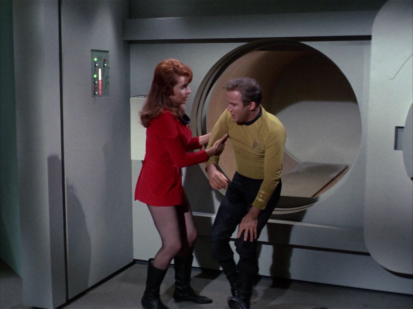 ariane179254_StarTrek_1x22_SpaceSeed_2789.jpg