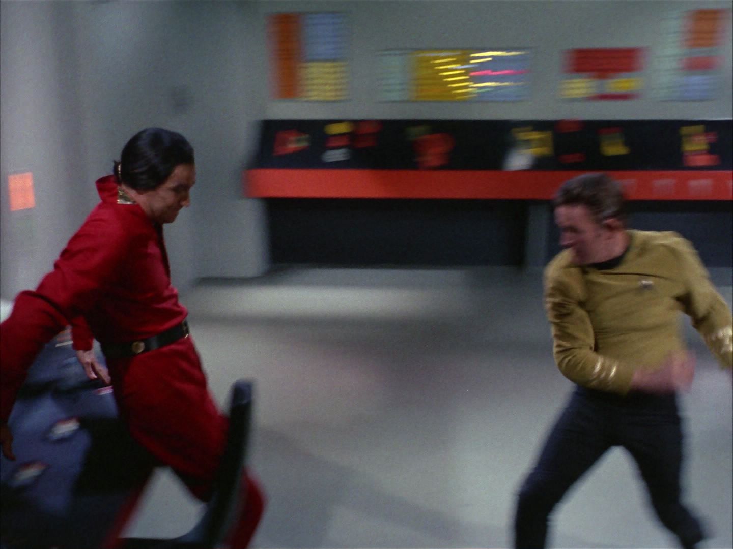 ariane179254_StarTrek_1x22_SpaceSeed_2950.jpg