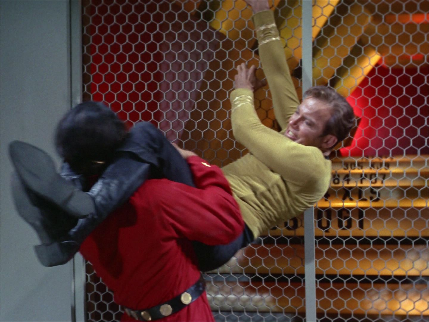 ariane179254_StarTrek_1x22_SpaceSeed_2965.jpg