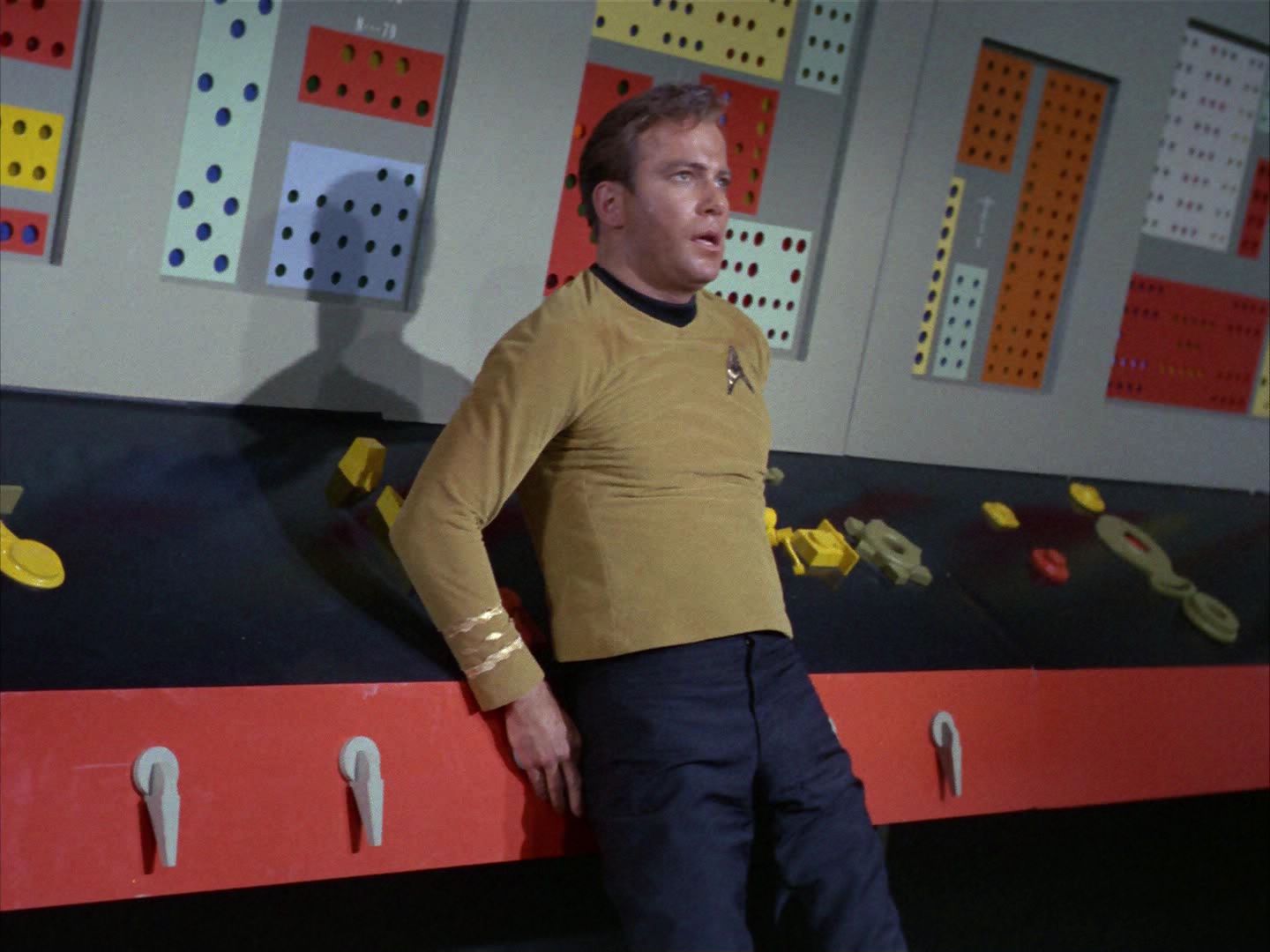 ariane179254_StarTrek_1x22_SpaceSeed_2990.jpg