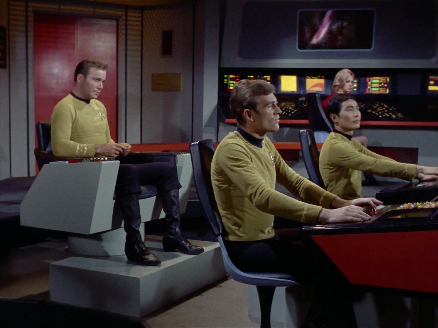 ariane179254_StarTrek_1x24_ThisSideOfParadise_0015.jpg