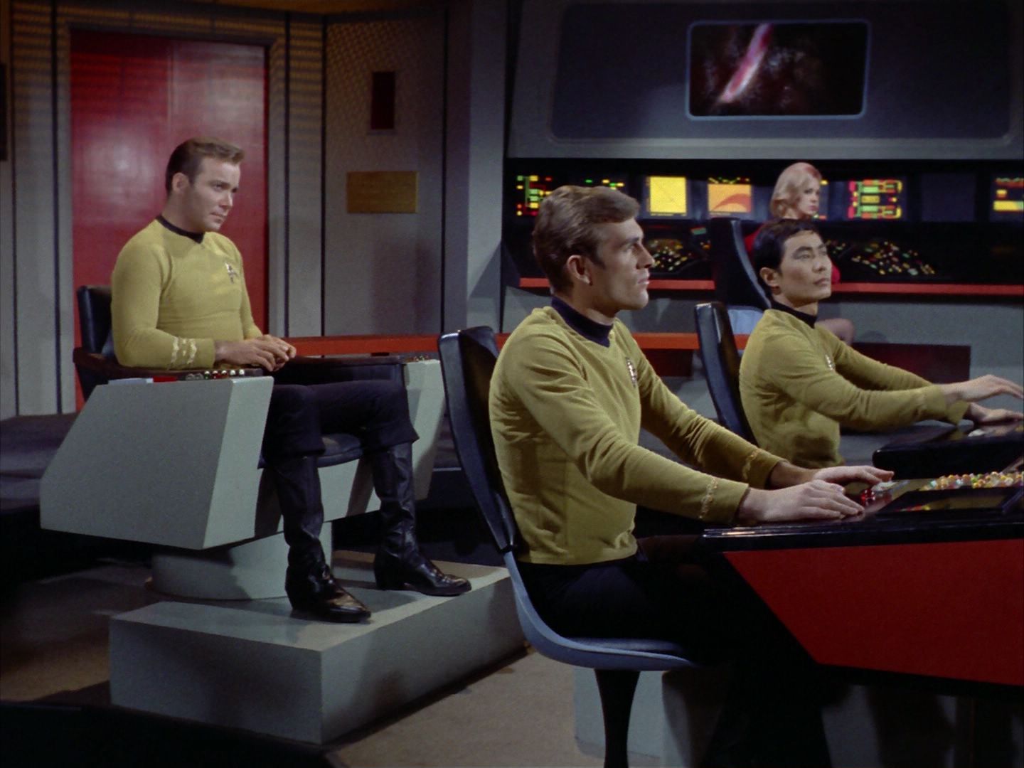 ariane179254_StarTrek_1x24_ThisSideOfParadise_0016.jpg