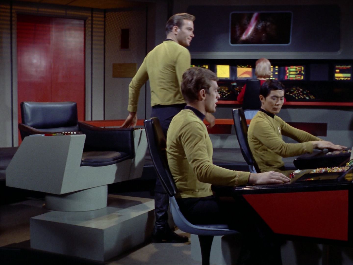 ariane179254_StarTrek_1x24_ThisSideOfParadise_0026.jpg