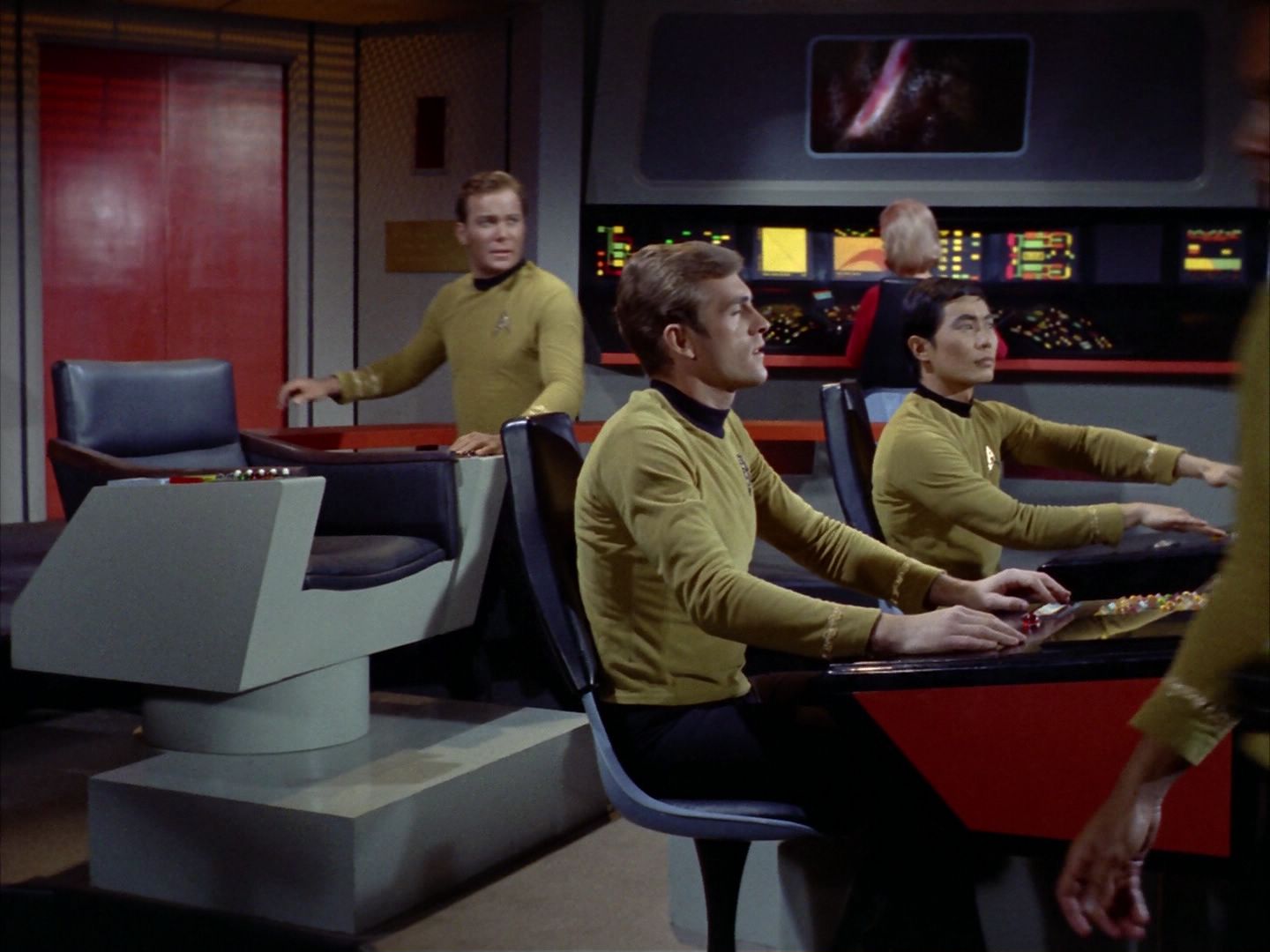ariane179254_StarTrek_1x24_ThisSideOfParadise_0028.jpg