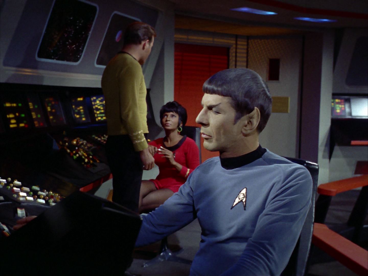 ariane179254_StarTrek_1x24_ThisSideOfParadise_0039.jpg