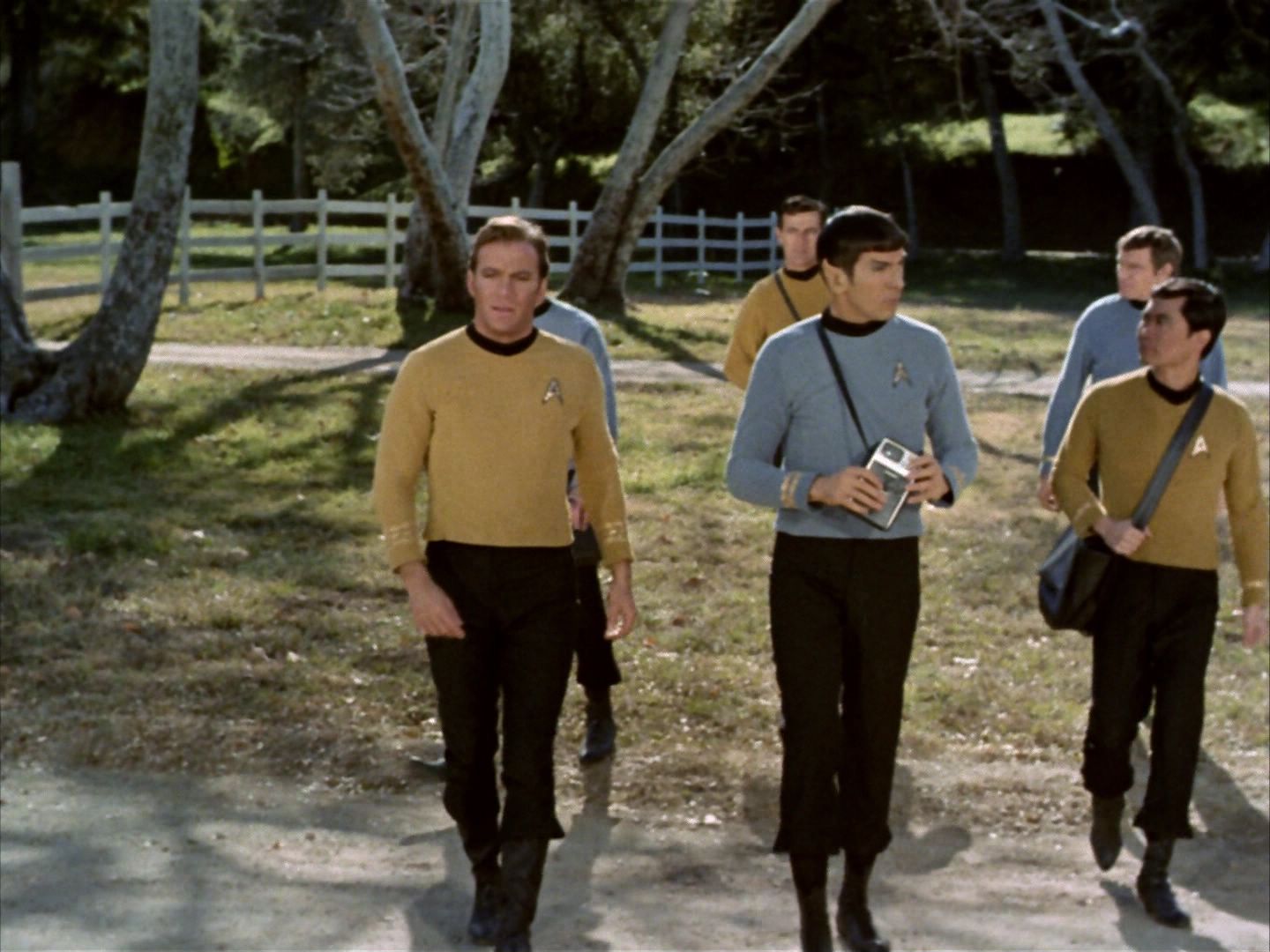 ariane179254_StarTrek_1x24_ThisSideOfParadise_0120.jpg
