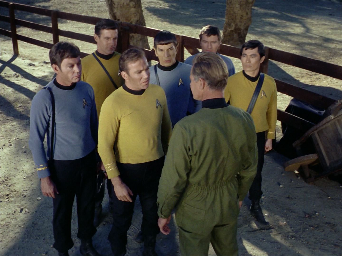 ariane179254_StarTrek_1x24_ThisSideOfParadise_0276.jpg
