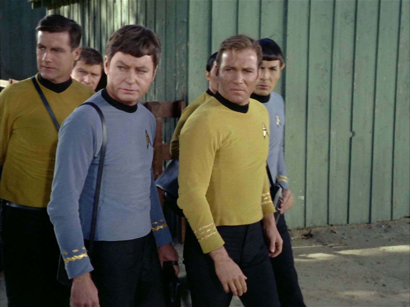 ariane179254_StarTrek_1x24_ThisSideOfParadise_0289.jpg