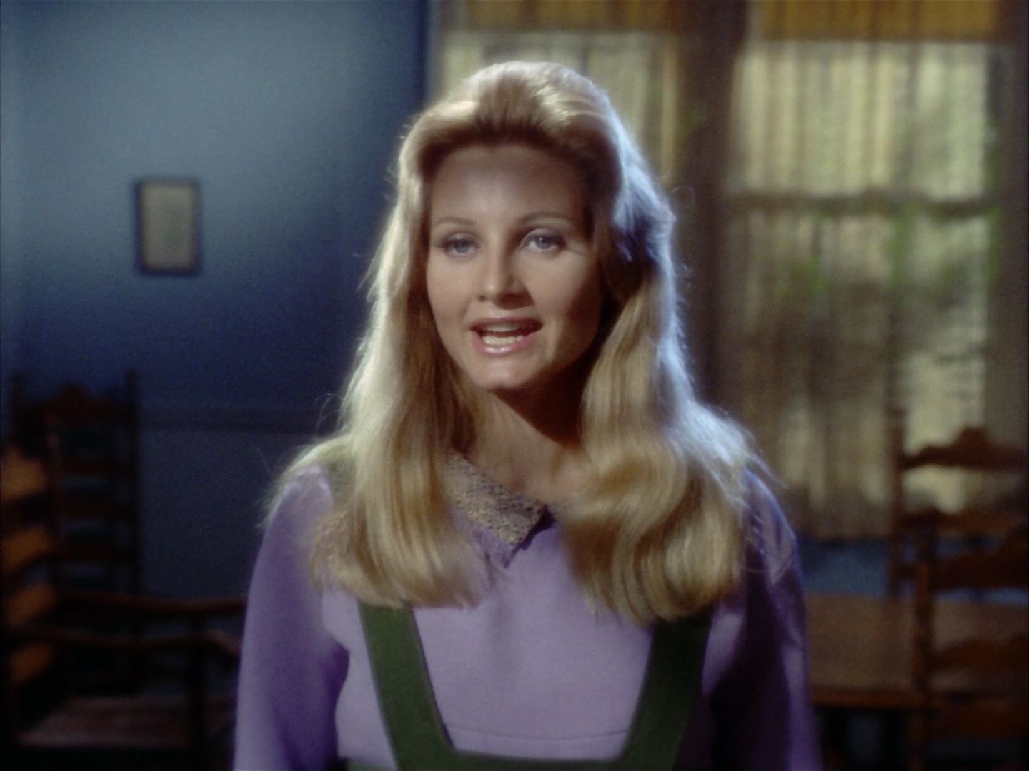 ariane179254_StarTrek_1x24_ThisSideOfParadise_0382.jpg